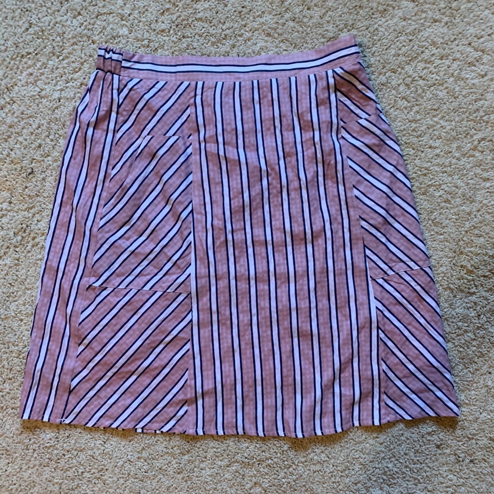 Light pink stripped skirt